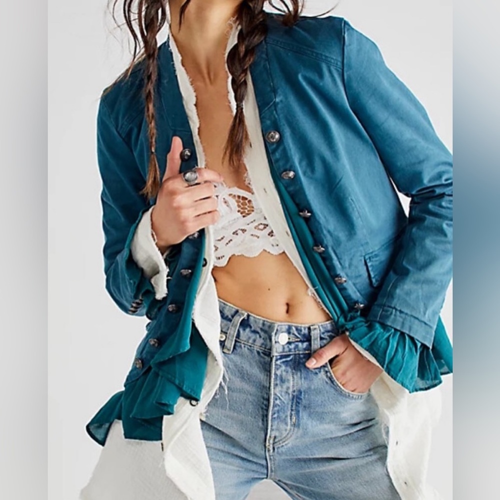 NWOT (extra button baggie still attached) Free People ‘Ruffle Romance’ jacket